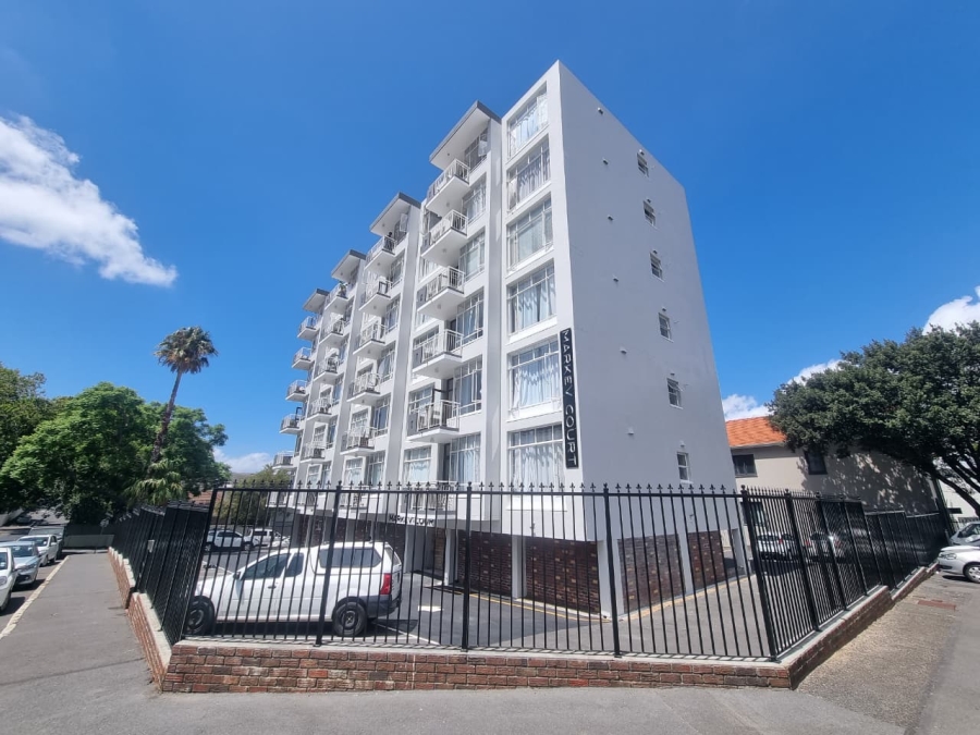 To Let 1 Bedroom Property for Rent in Tamboerskloof Western Cape